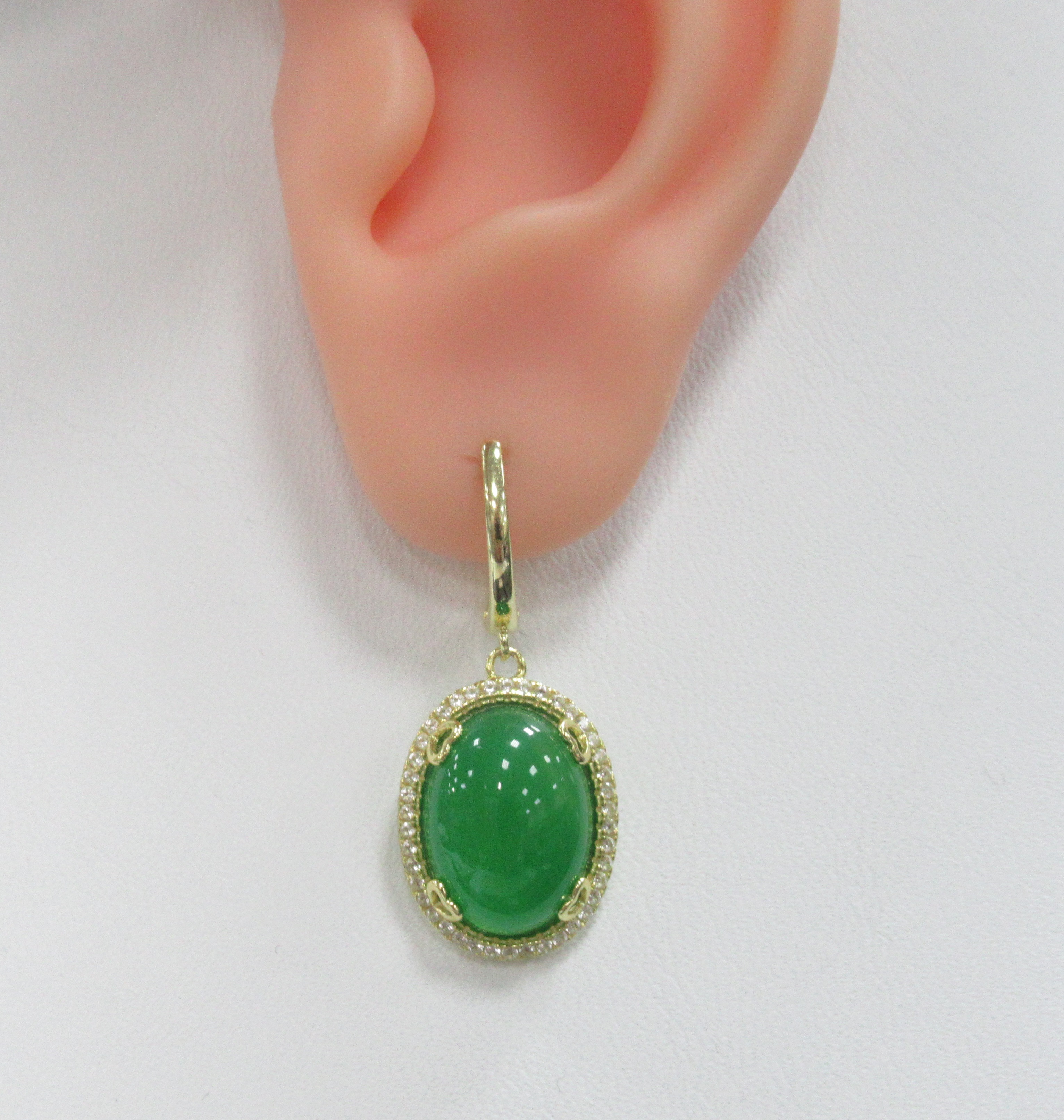 Серебряные серьги с халцедонами